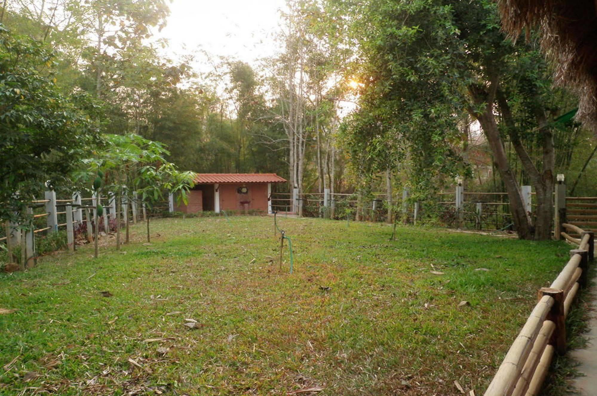Rim Nam Kong Homestay Pak Chom Exterior photo