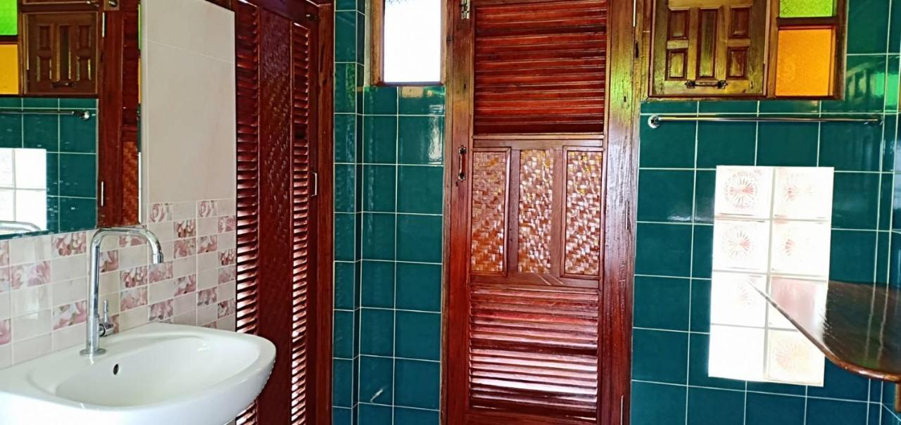 Rim Nam Kong Homestay Pak Chom Exterior photo
